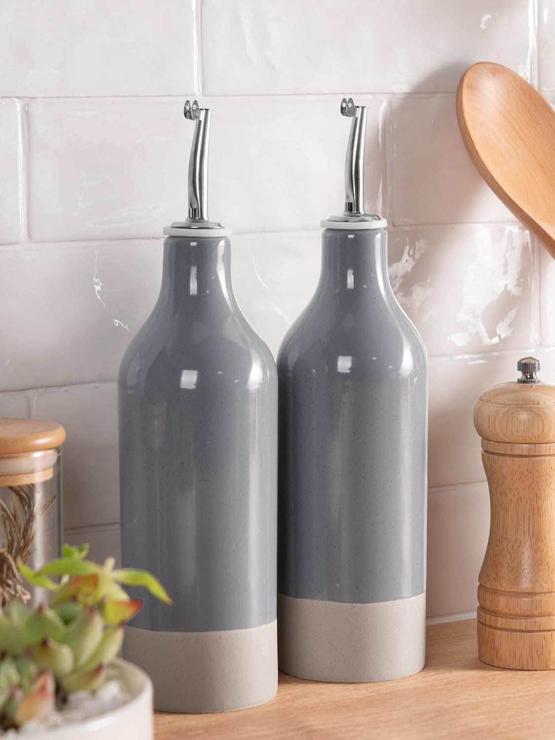 famiware Milkyway 16oz Ceramic Olive Oil Dispenser Bottle, Olive Oil and Vinegar Dispenser Bottle Set of 2 with Stainless Steel Pourers, Suitable for Storage Vinegar, Liquids, Dark Gray