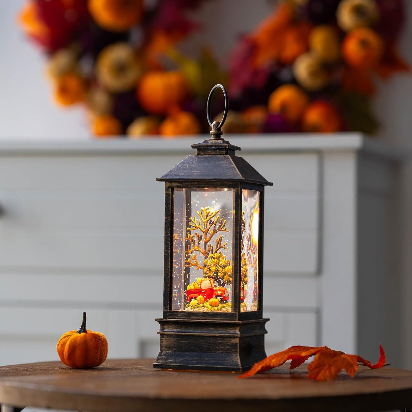 10'' Fall Snow Globe Lantern, Thanksgiving Lighted Lantern, Swirling Glitter Snow Globe for Fall Harvest Day Decorations, Home Fall Decor, Halloween and Gift (Truck&Pumpkins)