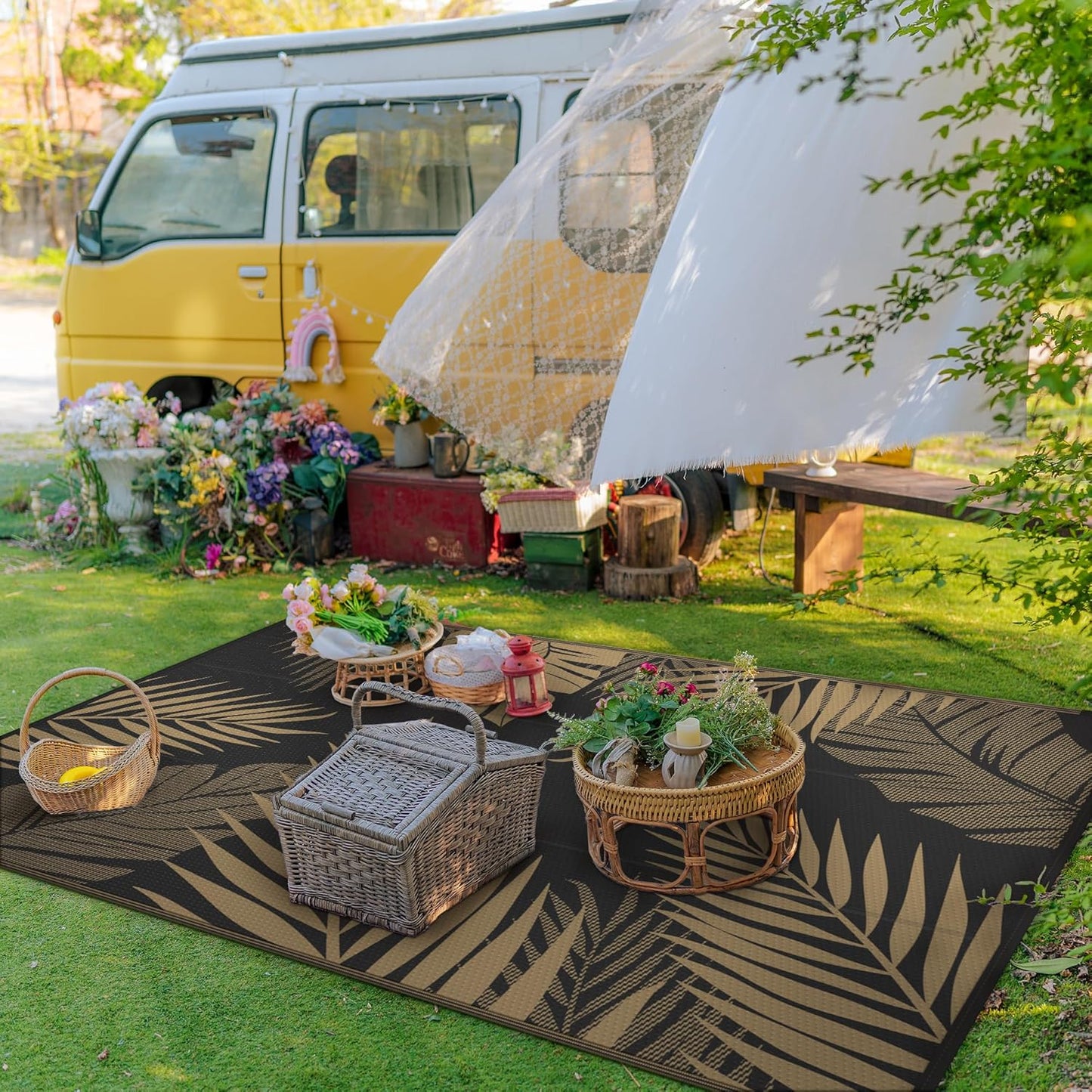 GENIMO Outdoor Rug 5' x 8' Waterproof for Patios Clearance, Reversible Outdoor Plastic Straw Camping Rug Carpet, Large Area Rugs Mats for RV, Picnic, Backyard, Deck, Balcony, Porch, Beach, Black&Brown