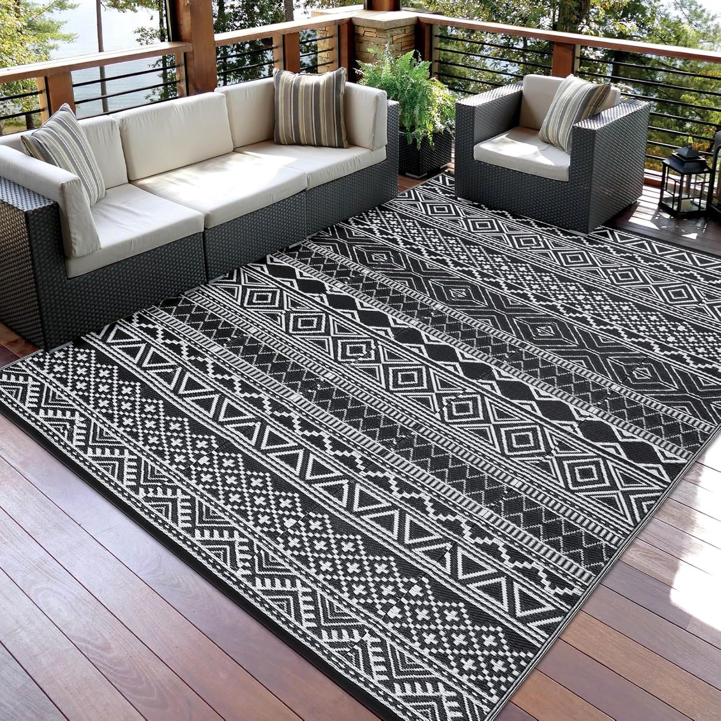 GAOMON Outdoor Plastic Straw Rug, 10'x14' Reversible Sage Green Patio Mat, Flower Modern Design for RV, Backyard, Deck, Camping, Picnic, Black/White(Bohemia)
